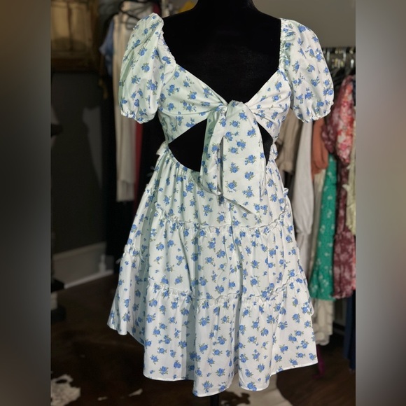 Altar’d State White and Blue Floral Dress - Picture 4 of 5